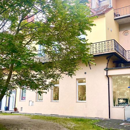 Rainbow House Rooms Maribor Exterior photo